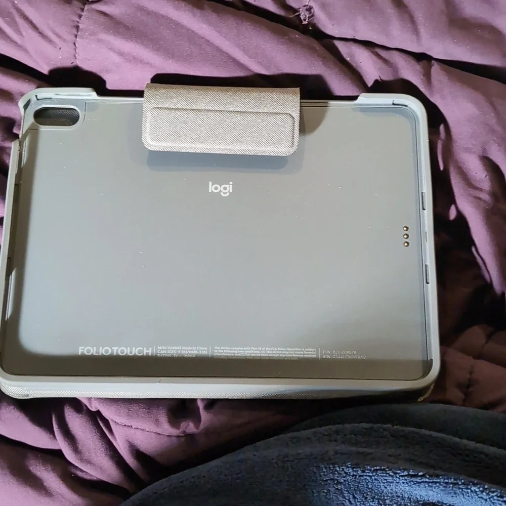 LOGITECH | Folio Keyboard - iPad Pro & Air | Touch Keyboard Case with & Trackpad